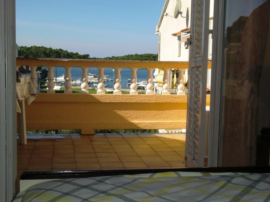 Guest House Sandra Rab Town Rum bild